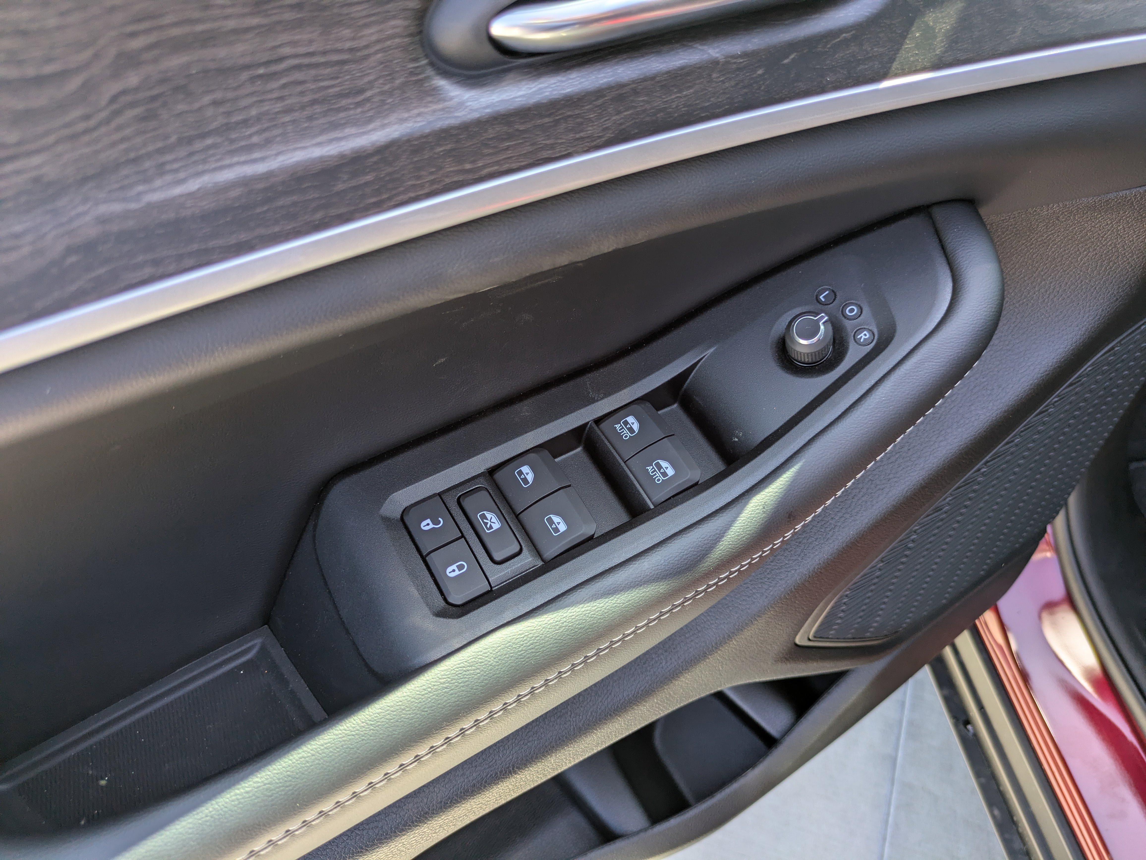 New 2026 Jeep Grand Cherokee Altitude RWD image 12