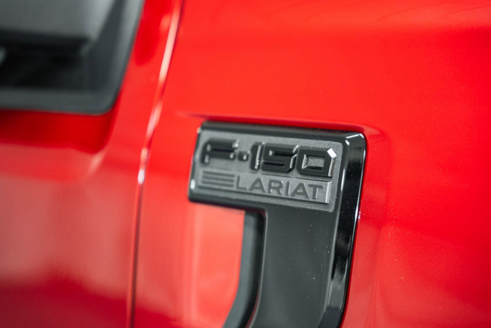 Certified 2023 Ford F150 Lariat w/ Equipment Group 502A High image 13