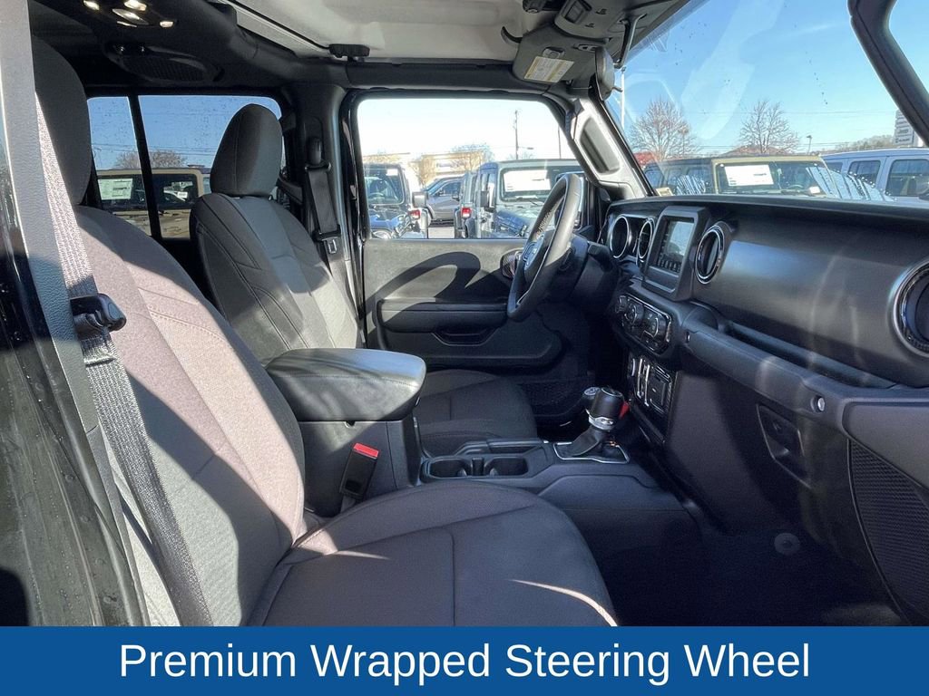 Certified 2023 Jeep Gladiator Sport image 16