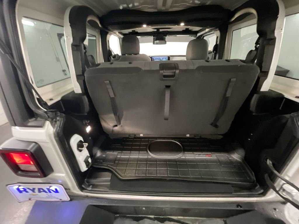 Used 2024 Jeep Wrangler Sport S image 23