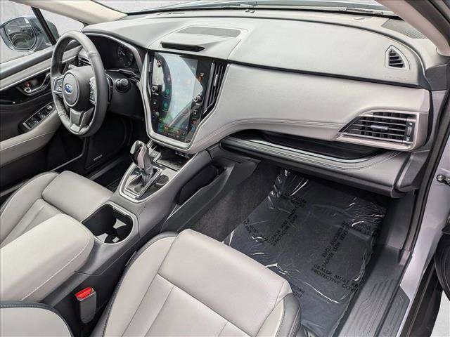 Used 2025 Subaru Outback Limited AWD/4WD image 19