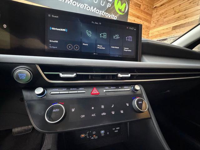 New 2026 Hyundai Sonata SEL FWD image 17