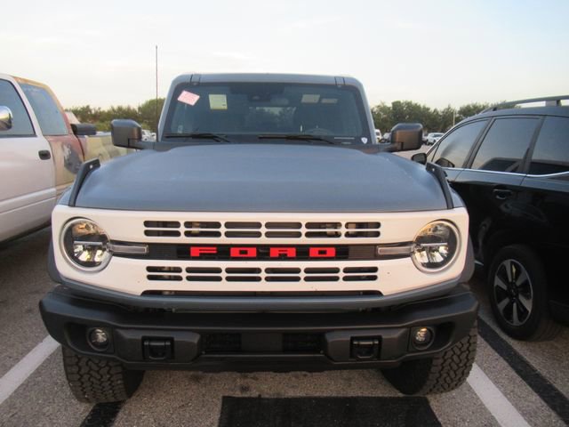 Certified 2025 Ford Bronco Heritage Edition AWD/4WD image 2