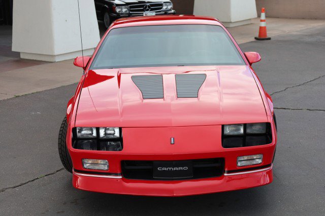 Used 1990 Chevrolet Camaro IROC-Z RWD image 8