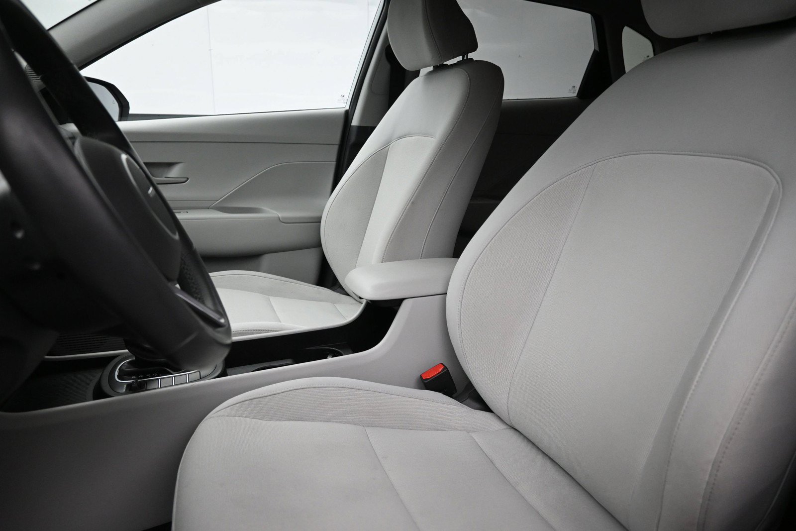 Certified 2024 Hyundai Kona SEL FWD image 11