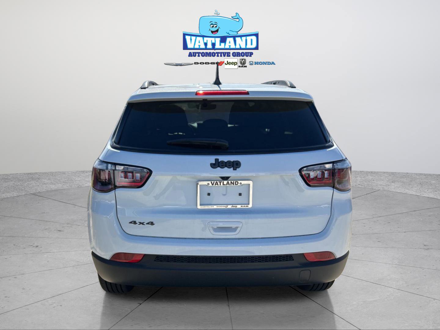 New 2026 Jeep Compass Latitude AWD/4WD image 4