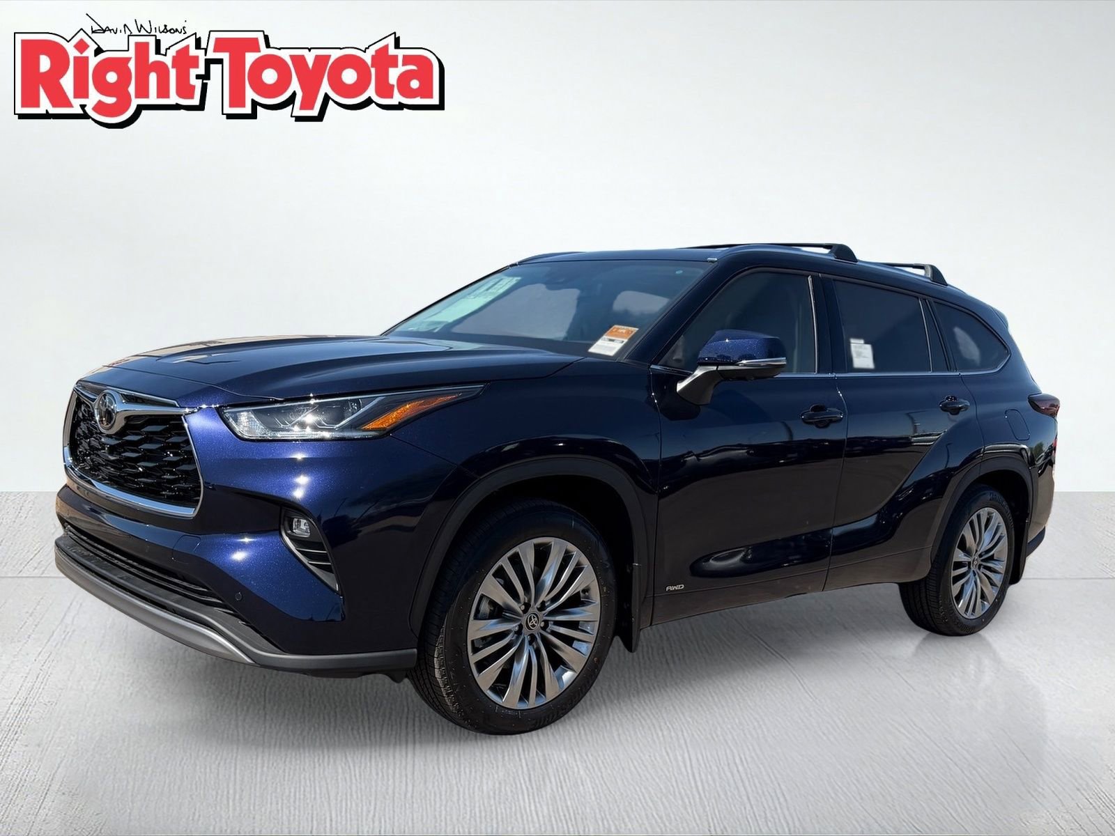 New 2026 Toyota Highlander Platinum