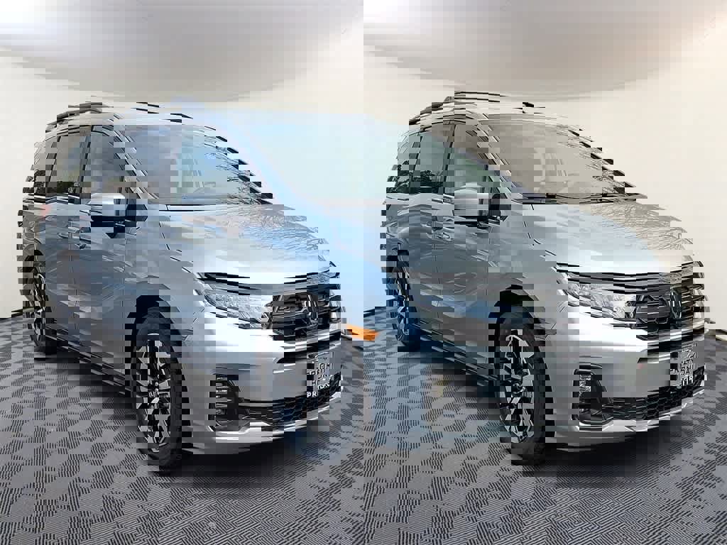 New 2026 Honda Odyssey EX-L image 3
