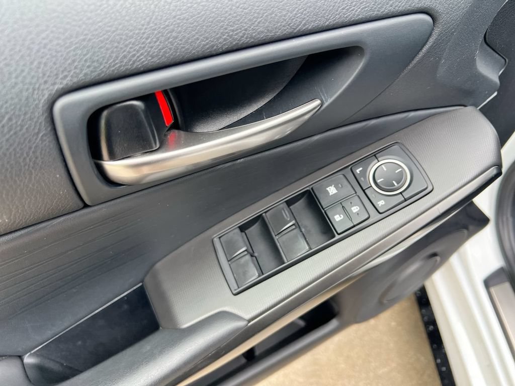 Certified 2022 Lexus IS 350 F Sport RWD image 11