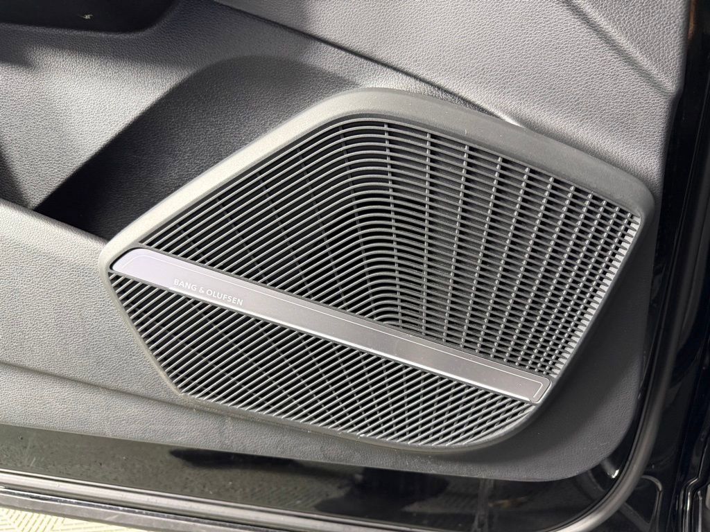 Used 2021 Audi SQ5 Prestige w/ Prestige Package image 24