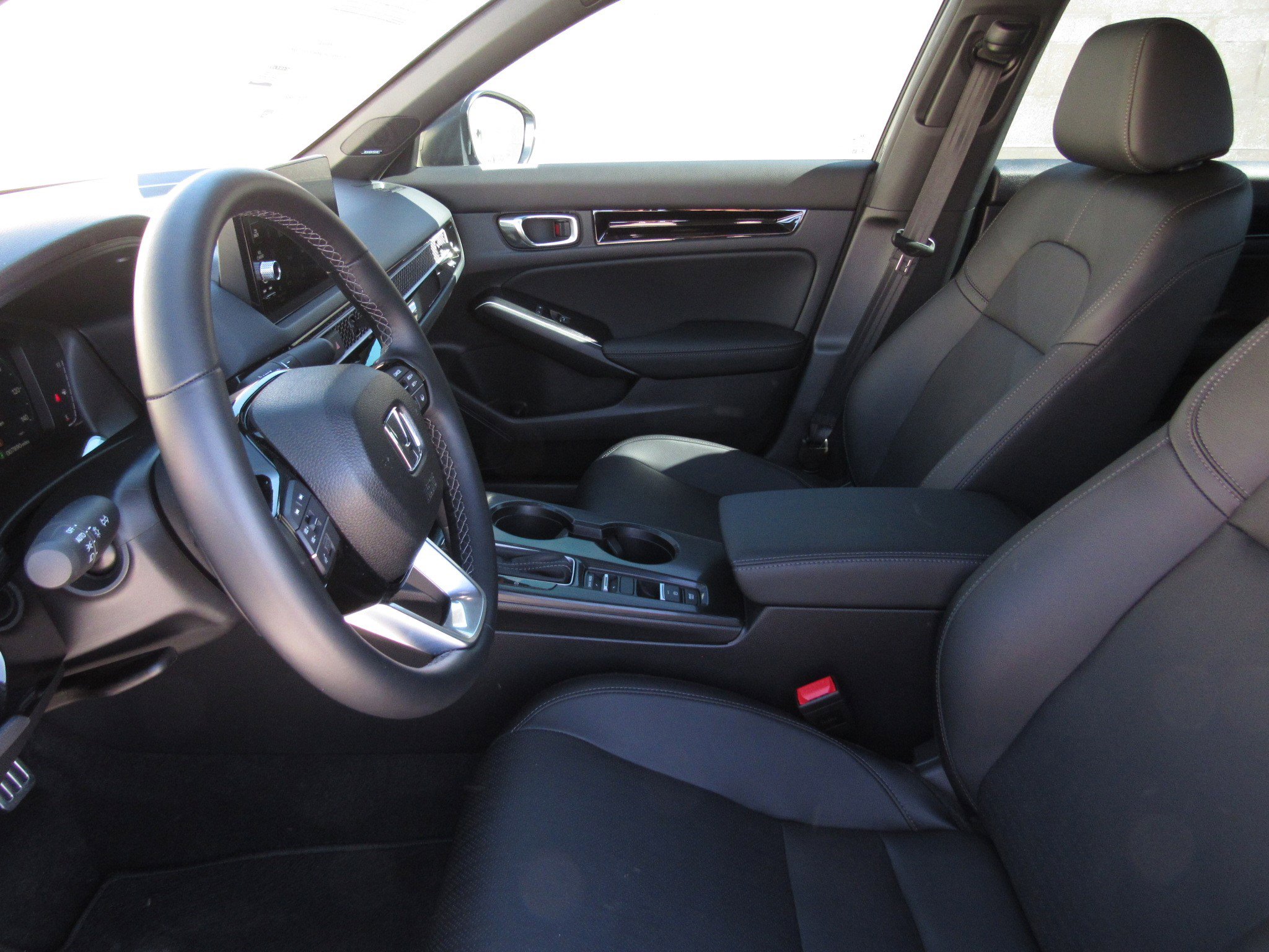 Used 2025 Honda Civic Sport image 14