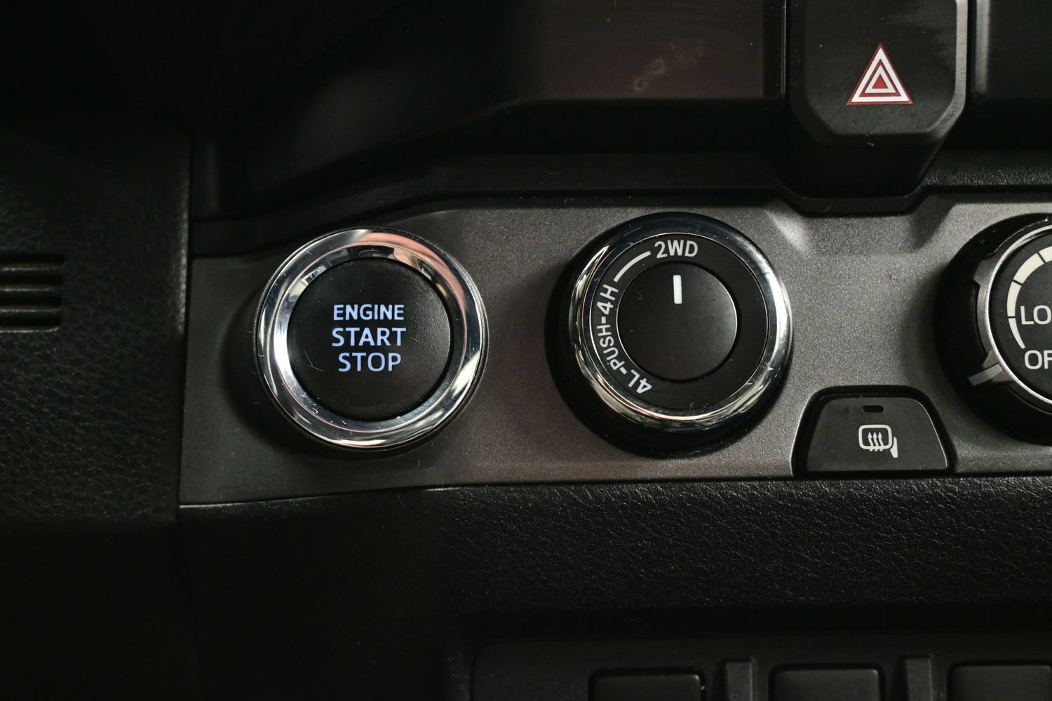 Used 2020 Toyota Tacoma TRD Off-Road w/ Technology Package AWD/4WD image 22