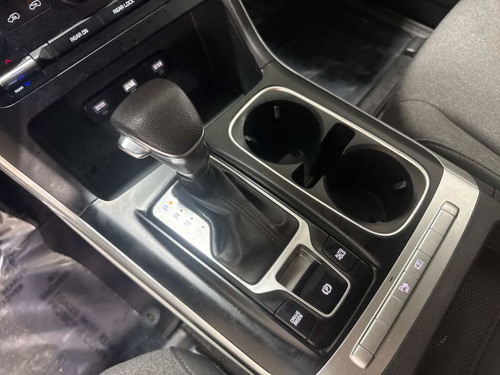 Used 2022 Kia Carnival LX FWD image 37