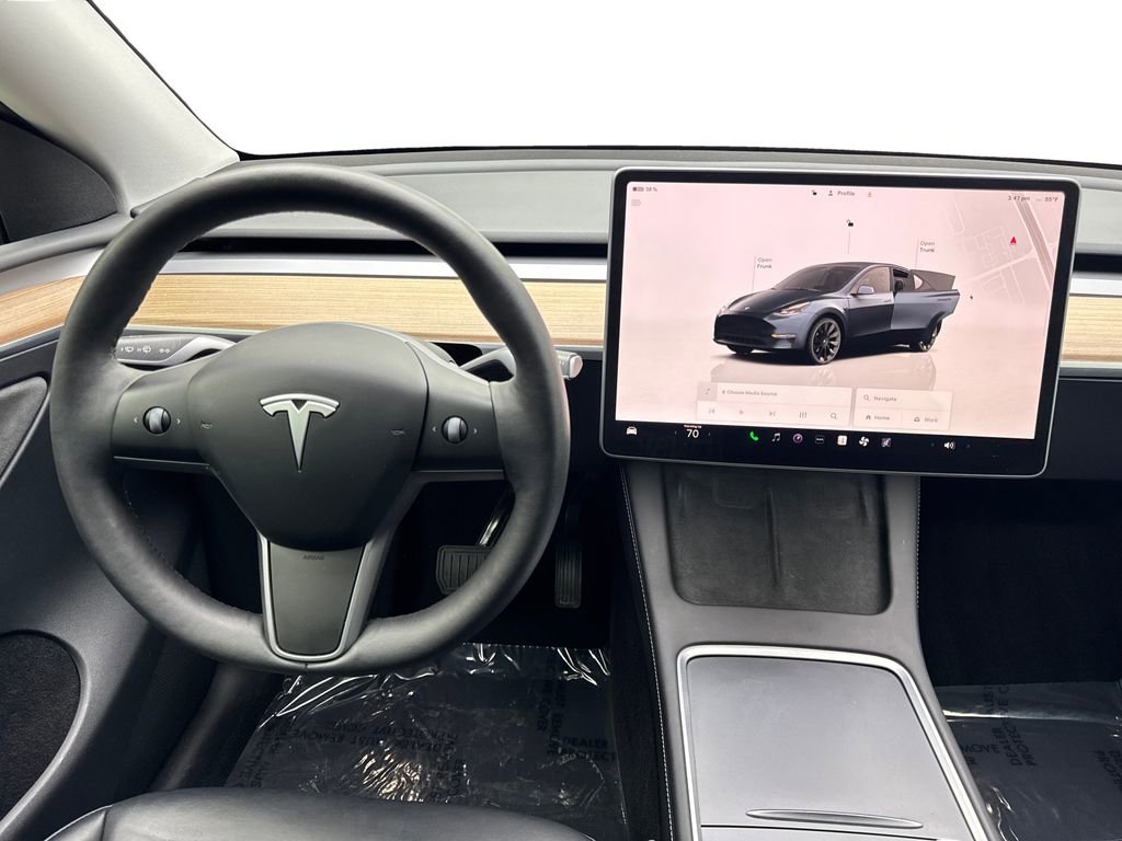 Used 2024 Tesla Model Y Long Range image 53