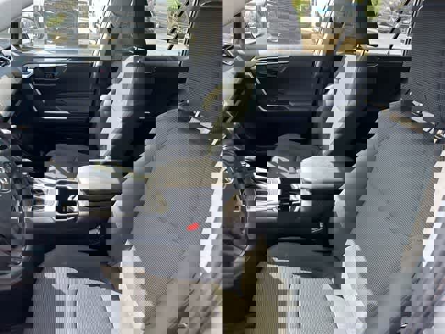 Used 2023 Toyota RAV4 LE image 3