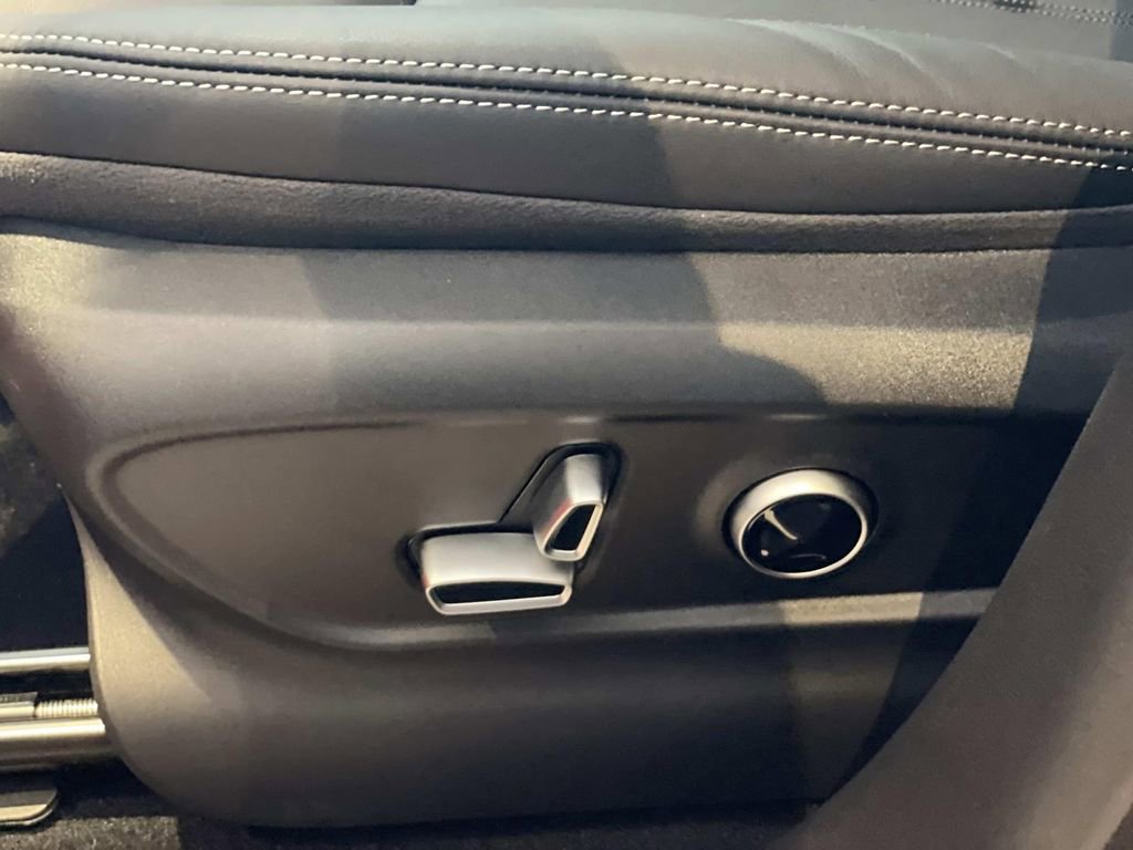 New 2026 Maserati Grecale Modena image 16