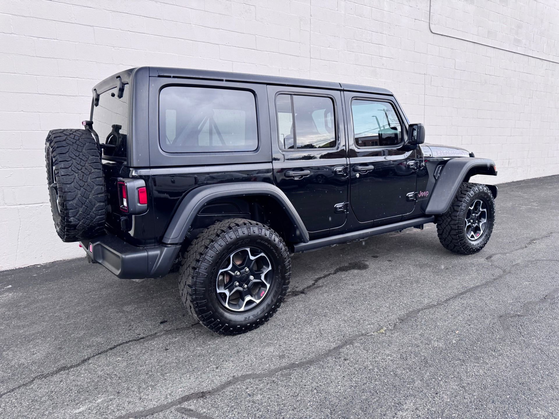 Used 2023 Jeep Wrangler Unlimited Rubicon w/ Dual Top Group image 6