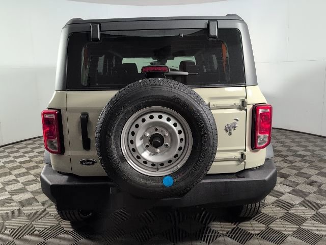 New 2025 Ford Bronco 4-Door image 5