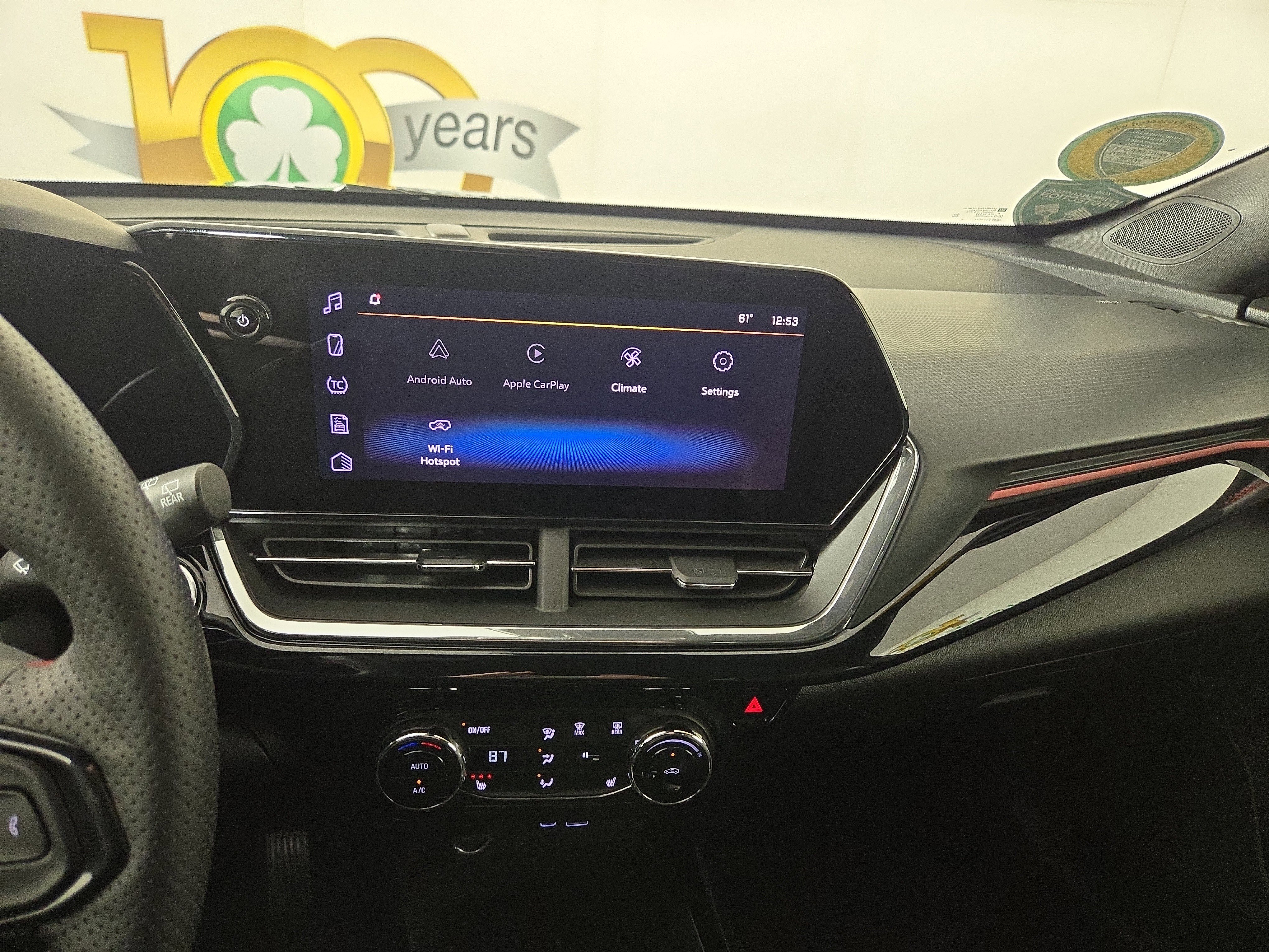 Certified 2025 Chevrolet Trax RS image 21