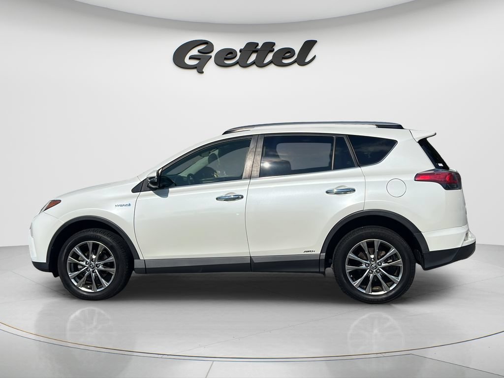Used 2018 Toyota RAV4 Limited AWD/4WD image 8