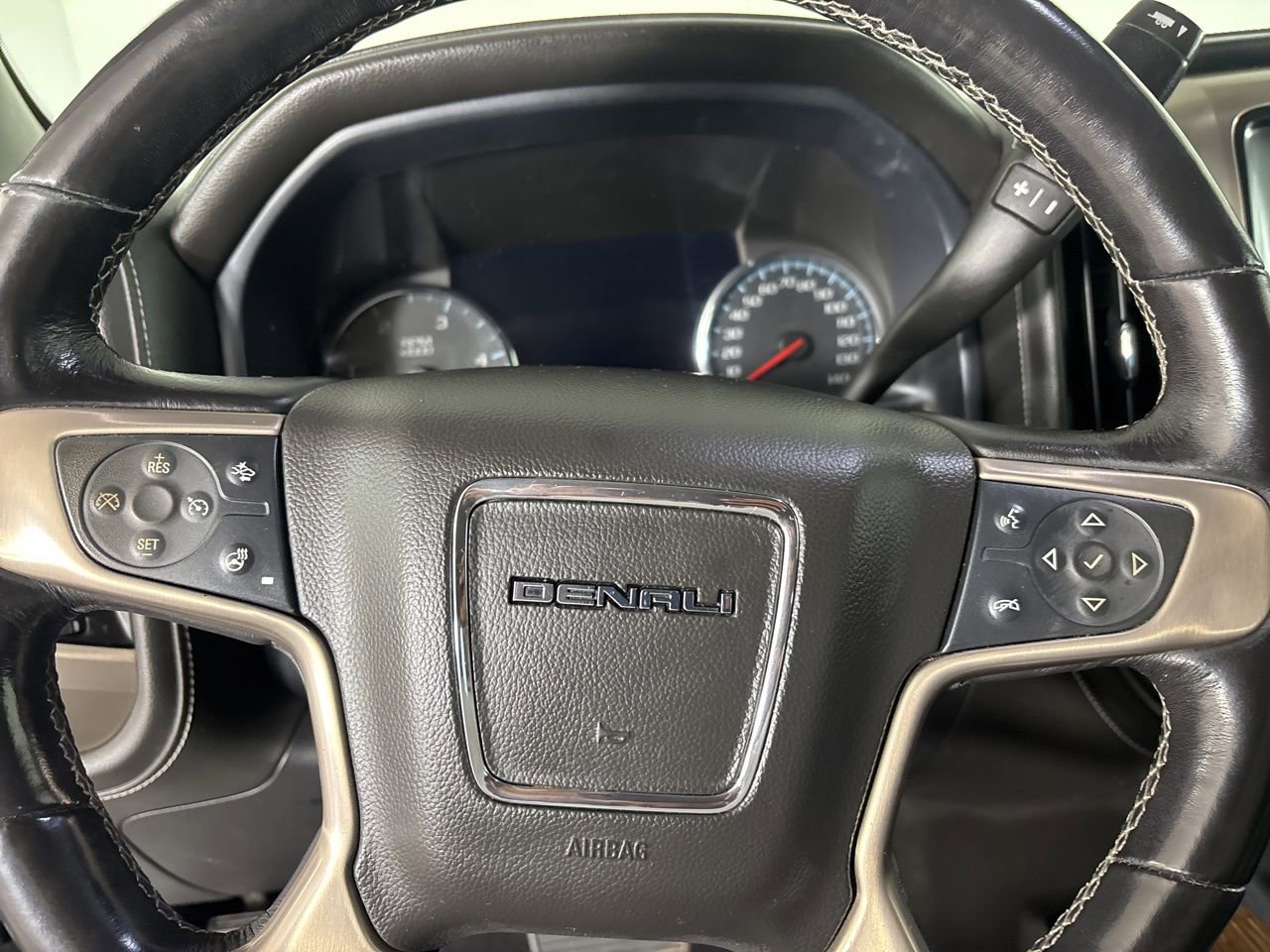 Used 2019 GMC Sierra 2500 Denali image 13
