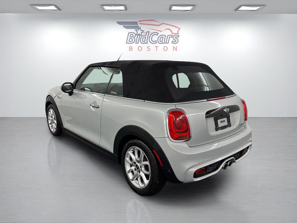Used 2018 MINI Cooper S w/ Premium Package FWD image 6