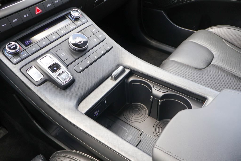 Used 2025 Hyundai Palisade Limited image 18