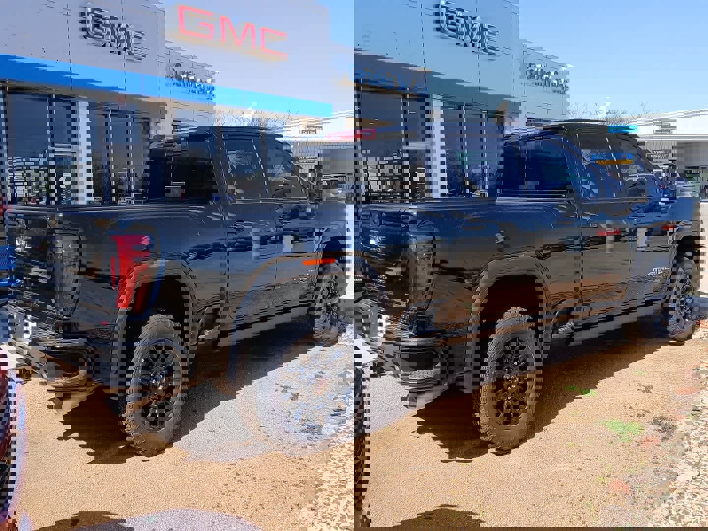 New 2026 GMC Sierra 2500 AT4 w/ AT4 Premium Plus Package image 5