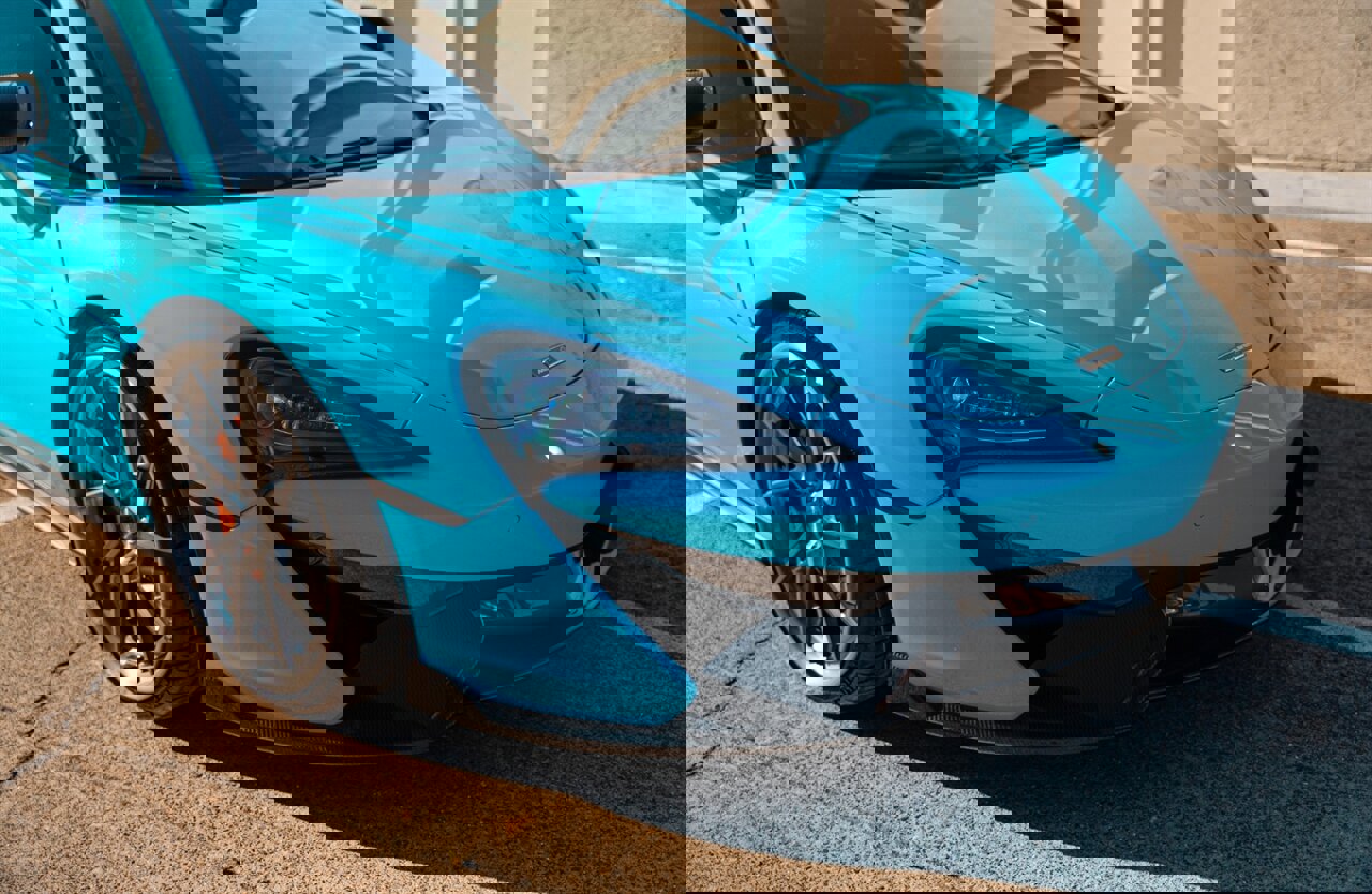 Used 2017 McLaren 570S image 4