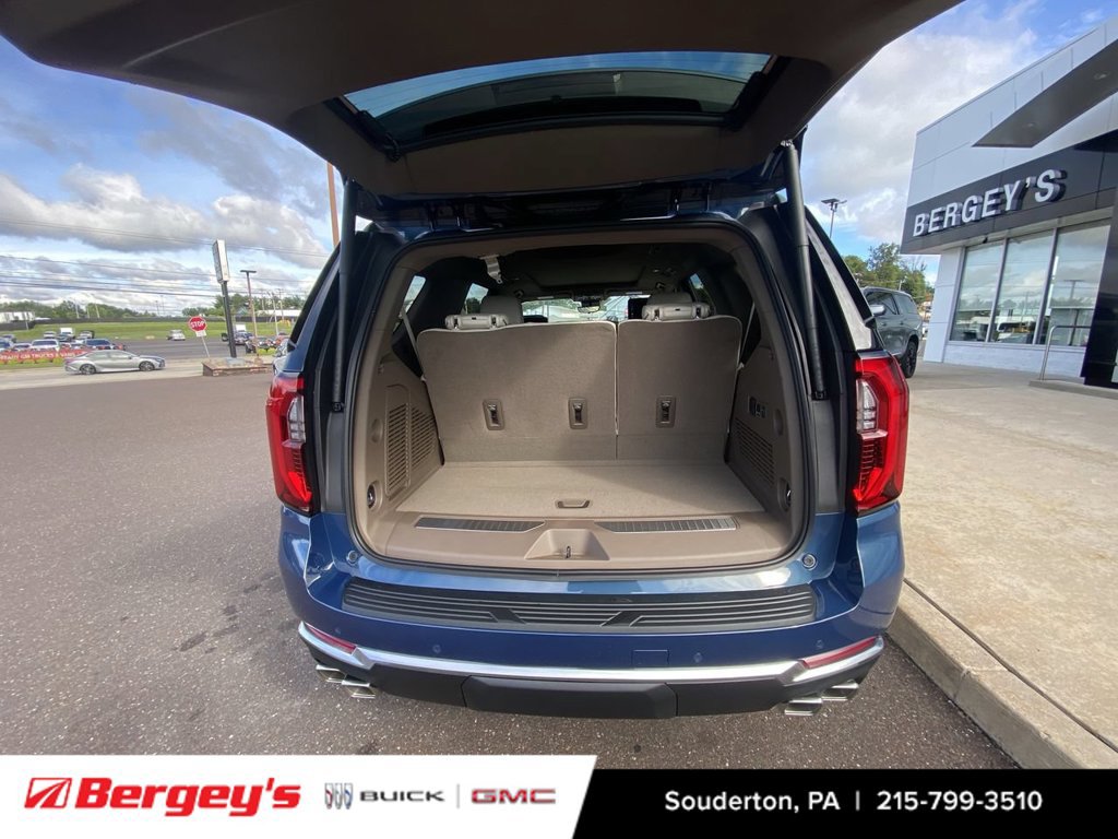 New 2026 GMC Yukon Denali w/ Denali Reserve Package AWD/4WD image 28