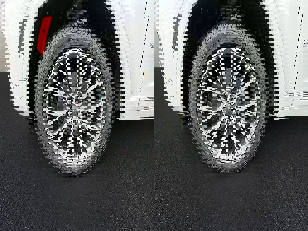 New 2026 Jeep Grand Cherokee L Summit image 35