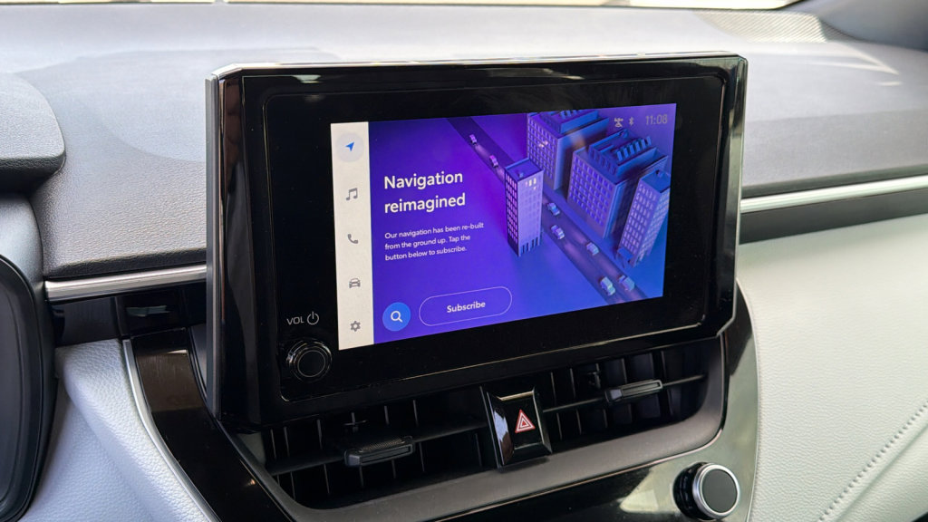 Certified 2025 Toyota Corolla SE w/ Convenience Package image 15