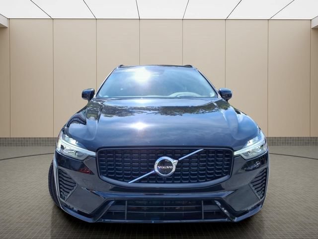 Used 2023 Volvo XC60 B6 Ultimate w/ Protection Package Premier AWD/4WD image 4