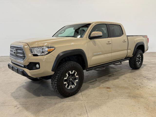 Used 2016 Toyota Tacoma TRD Off-Road w/ Towing Package image 1