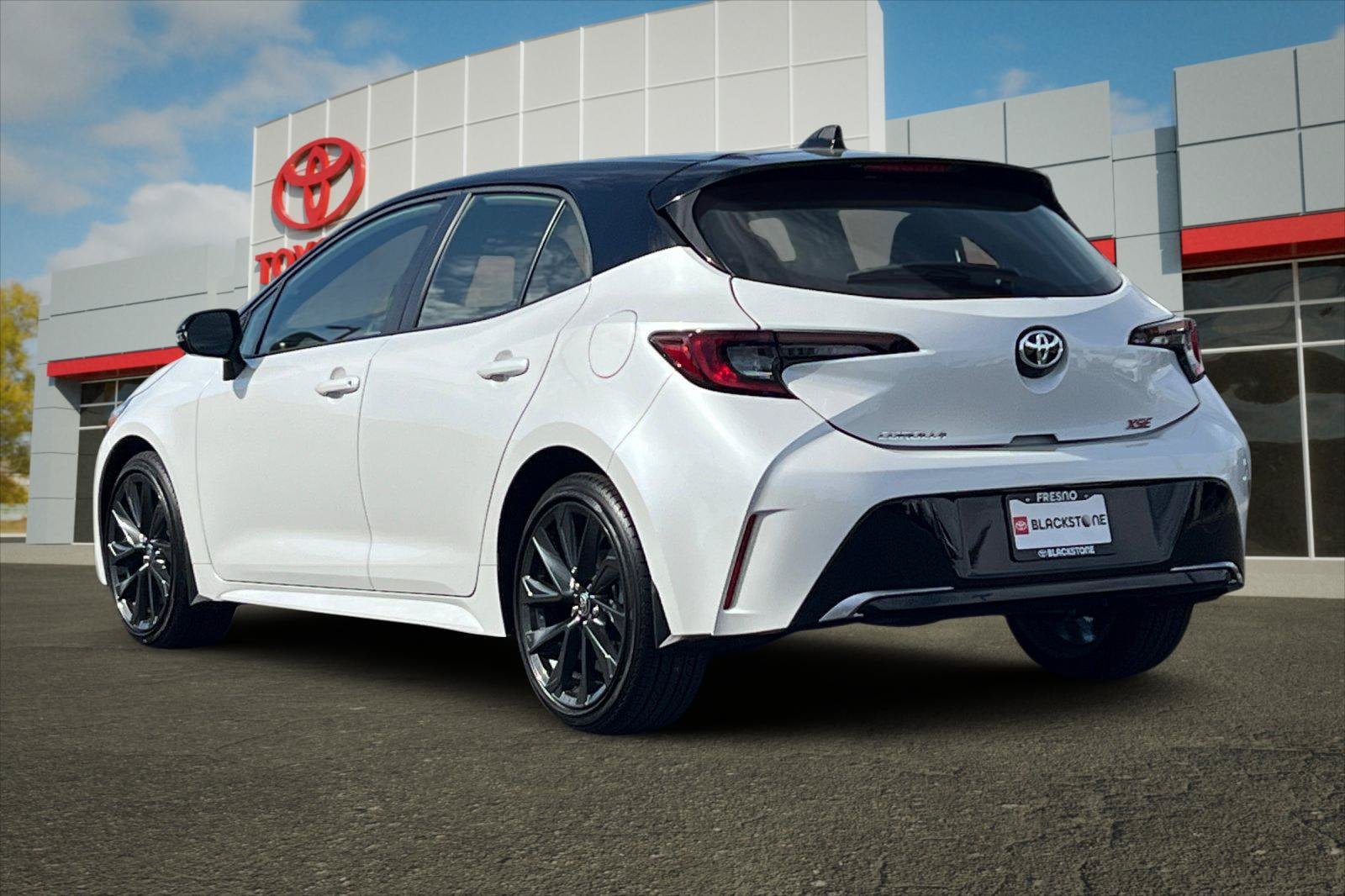 Certified 2026 Toyota Corolla XSE FWD image 5