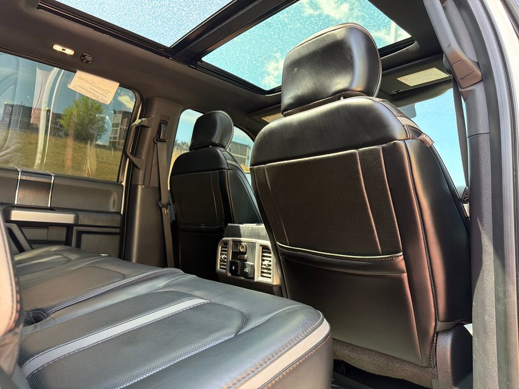 Used 2018 Ford F350 Platinum w/ Platinum Ultimate Package image 30