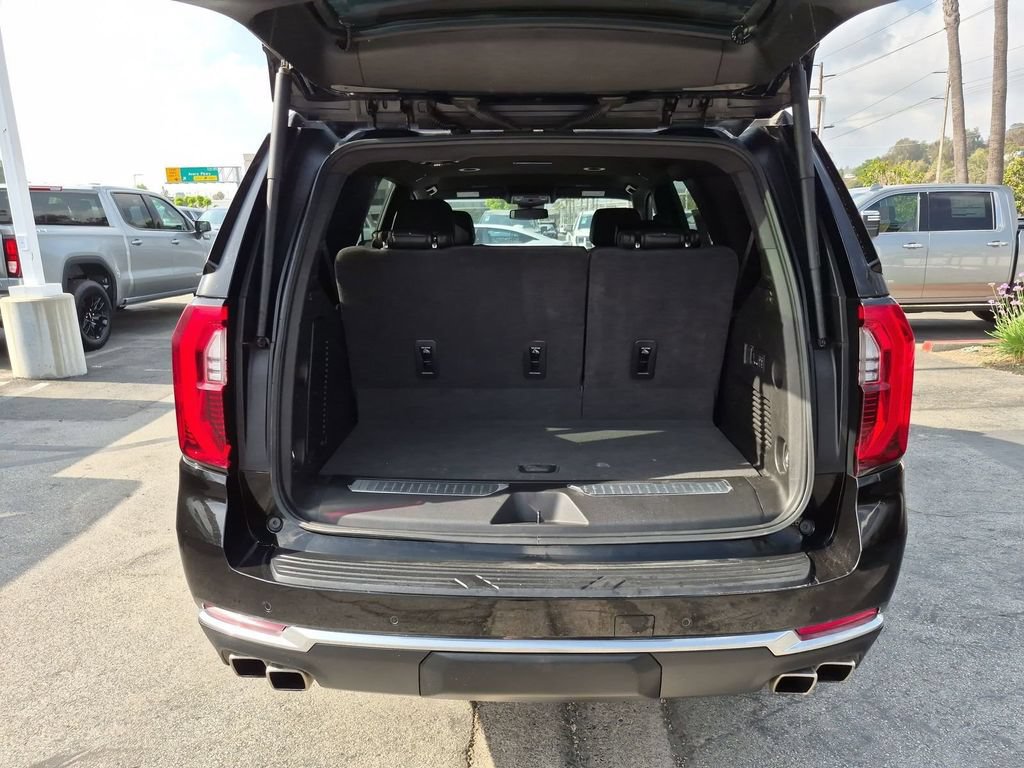 Used 2025 GMC Yukon Denali AWD/4WD image 19