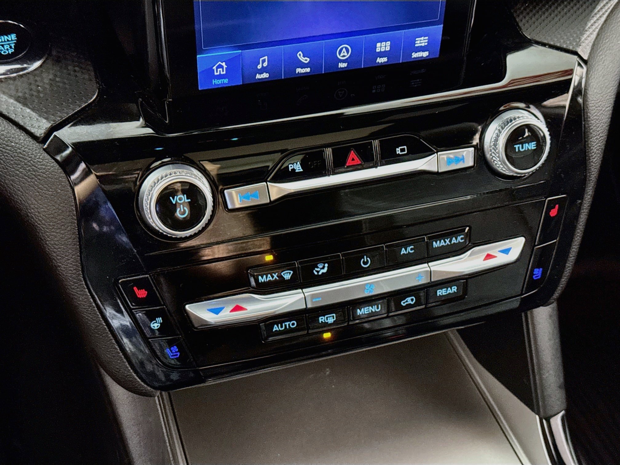 Used 2023 Ford Explorer ST w/ Equipment Group 401A AWD/4WD image 19