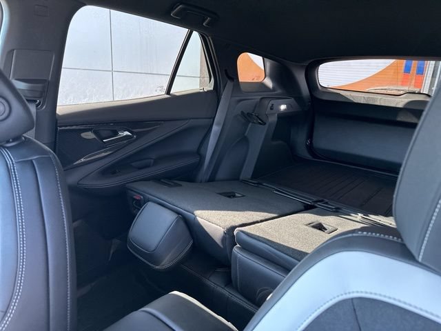 New 2026 Chevrolet Blazer EV LT AWD/4WD image 16