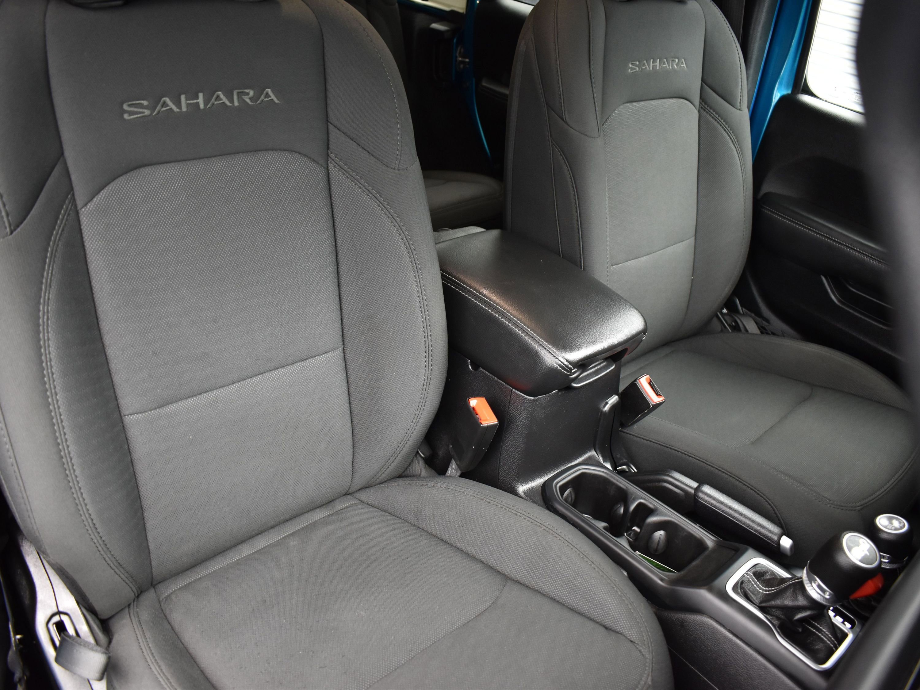 Used 2020 Jeep Wrangler Unlimited Sahara image 41