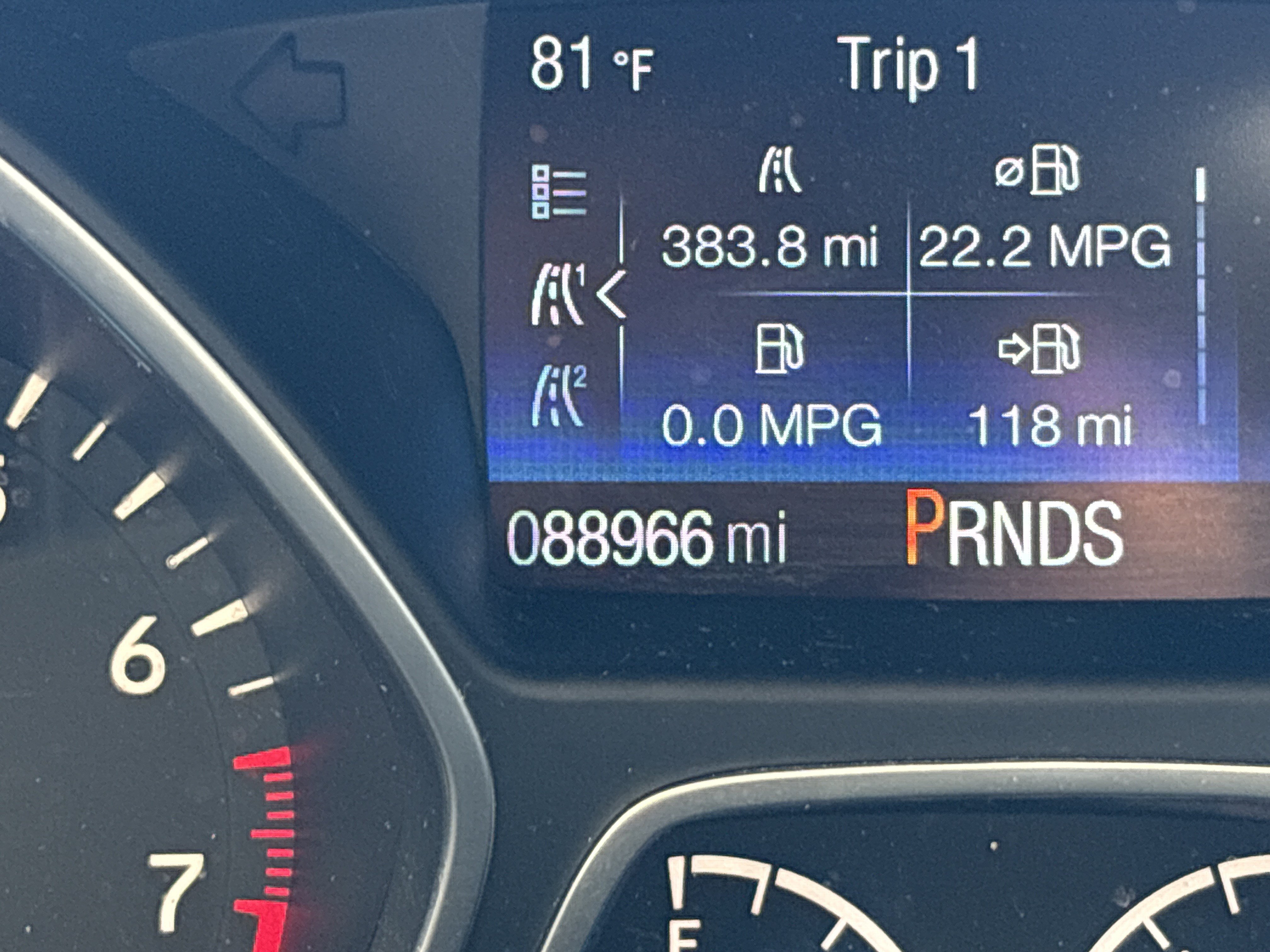 Used 2017 Ford Escape SE w/ Equipment Group 201A AWD/4WD image 22