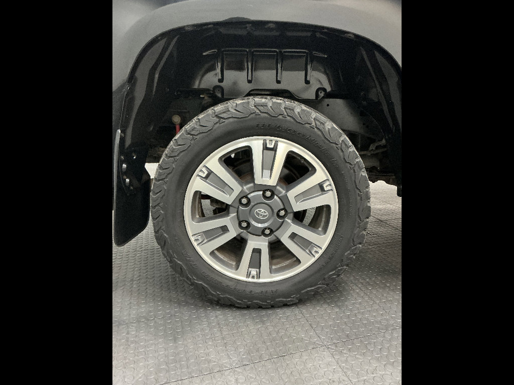 Used 2021 Toyota Tundra 1794 Edition AWD/4WD image 43