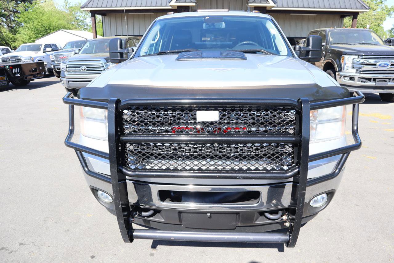 Used 2013 GMC Sierra 2500 SLE w/ HD SLE Premium Package AWD/4WD image 2