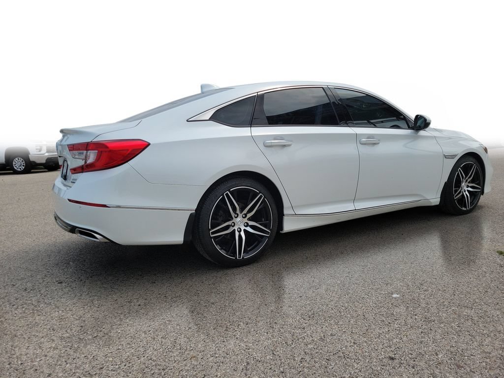 Used 2021 Honda Accord Touring image 4