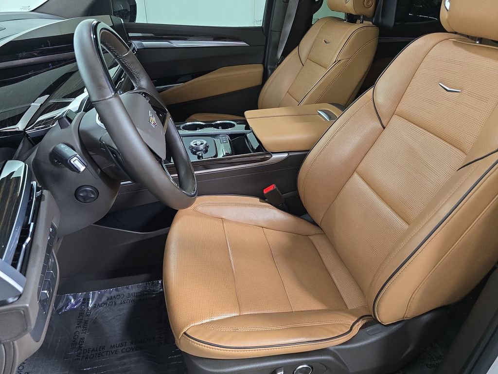 Used 2025 Cadillac Escalade Premium Luxury w/ Touring Package AWD/4WD image 5
