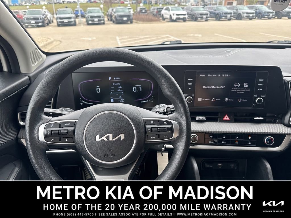 Used 2023 Kia Sportage LX AWD/4WD image 16