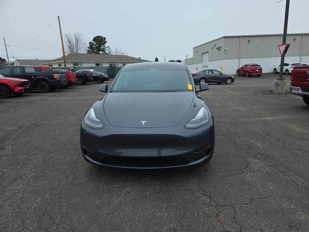 Used 2023 Tesla Model Y Performance image 3