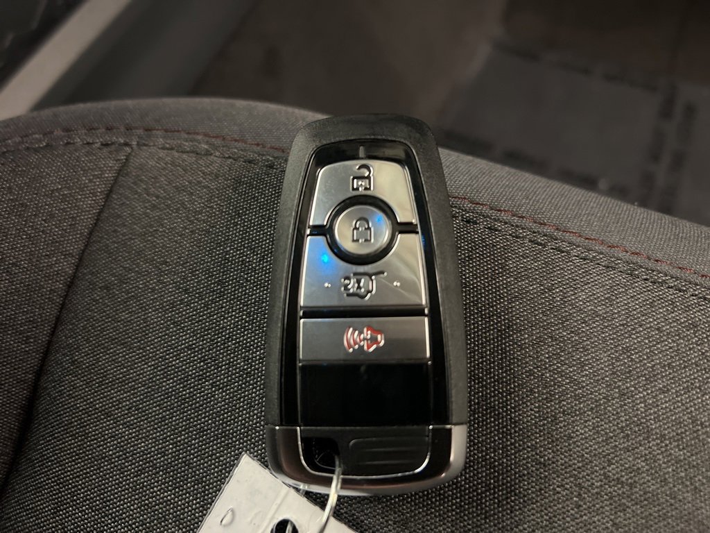 New 2025 Ford Explorer Active image 36