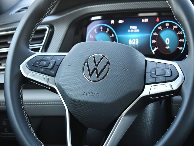 New 2025 Volkswagen Atlas Cross Sport SEL AWD/4WD image 21