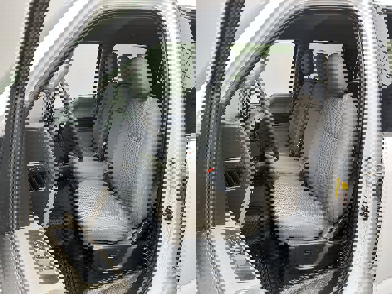 Certified 2020 Ford F250 XLT w/ XLT Value Package image 11